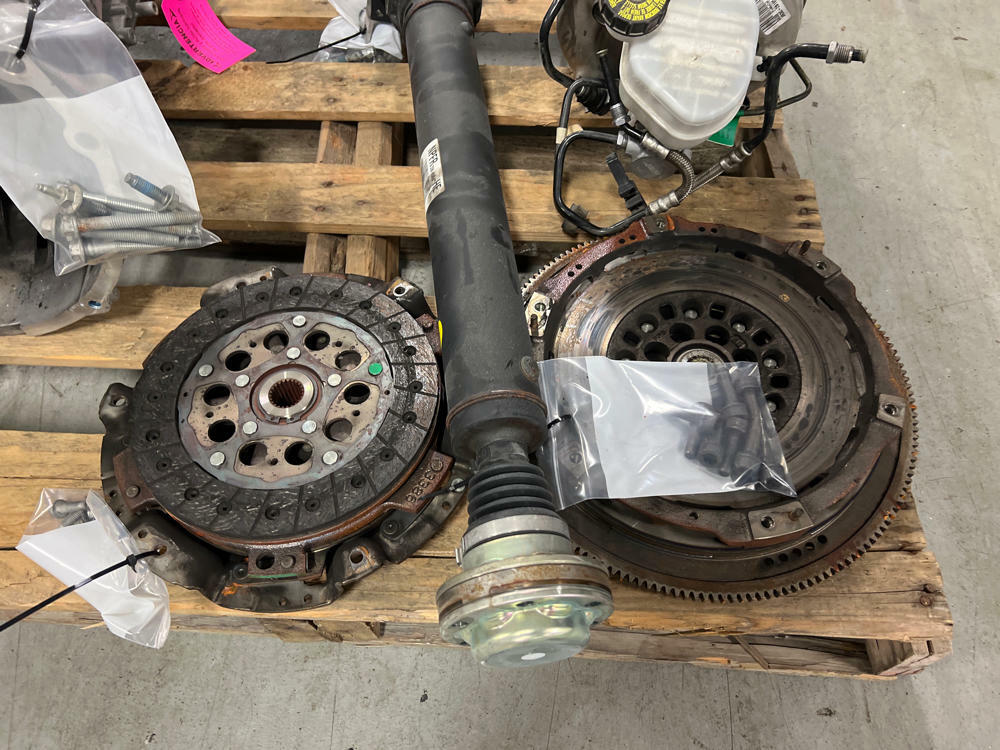 201923 Ford Mustang GT MT82 6 Speed Manual Transmission Swap 139 Blu